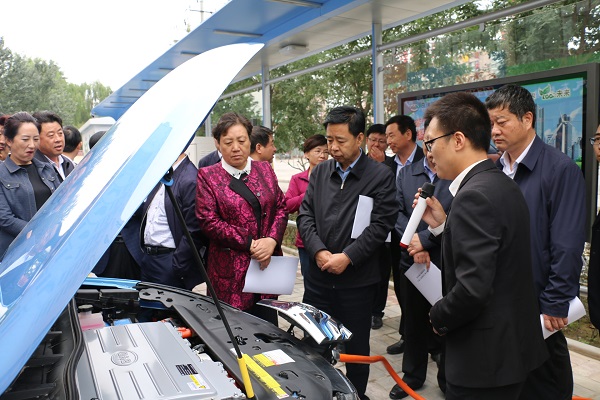 市委副書記、市長王奮彥帶隊(duì)觀摩督查公司項(xiàng)目建設(shè)工作(圖2)